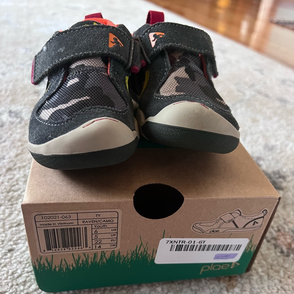 PLAE Kids Sneakers - Black and Orange